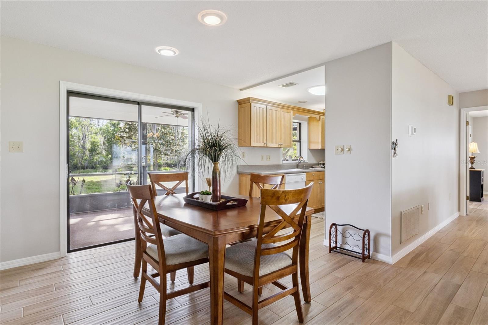 EUSTIS LAKE EUSTIS PLACE - Residential