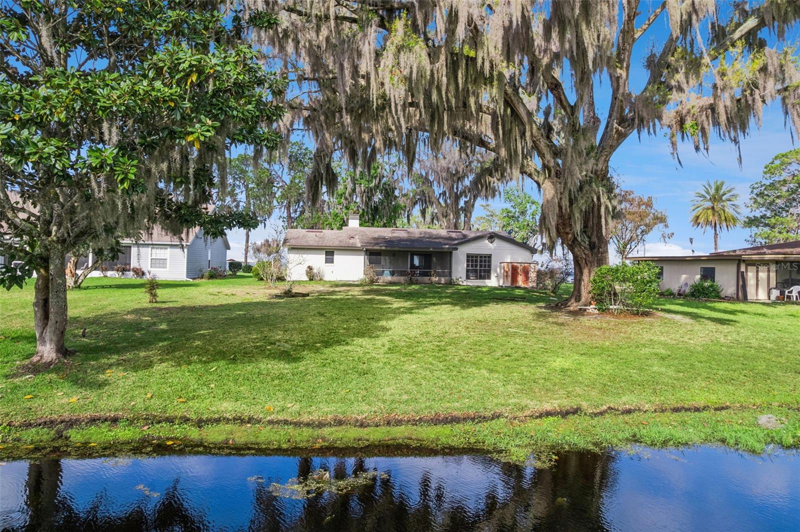 EUSTIS LAKE EUSTIS PLACE - Residential