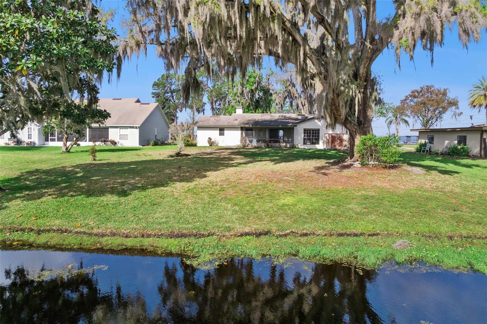 EUSTIS LAKE EUSTIS PLACE - Residential