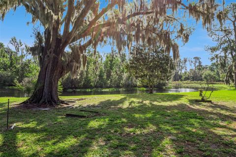 Tiny photo for 709 Lakeshore Drive, Eustis, FL 32726 (MLS # G5108656)