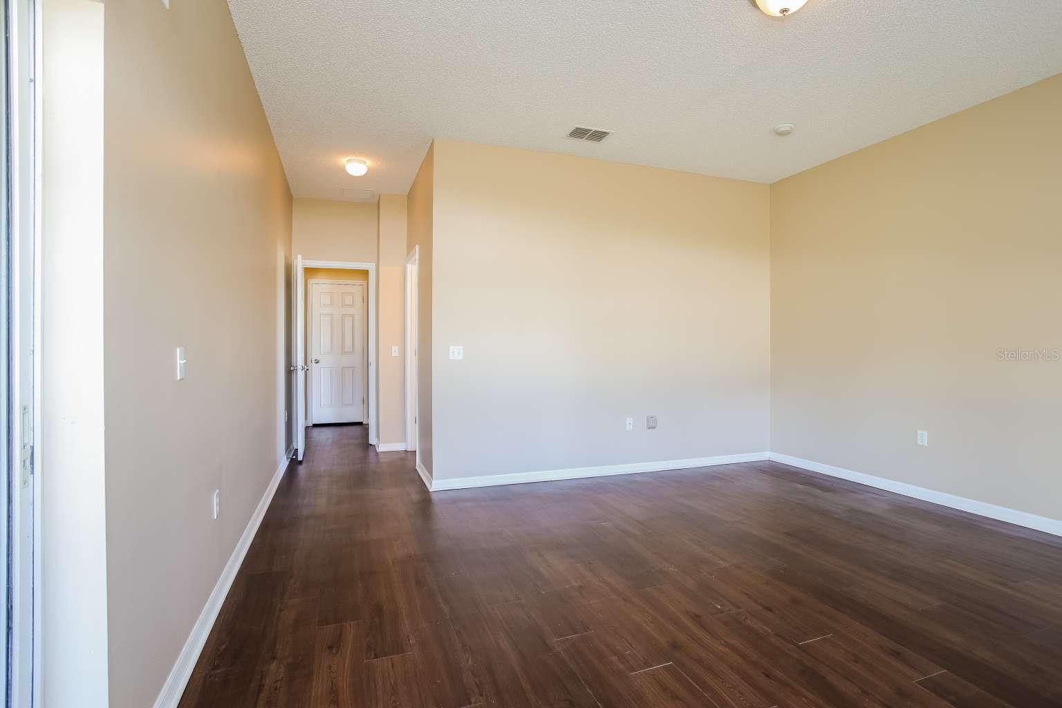 BANYAN COVE AT CYPRESS WOODS - Residential