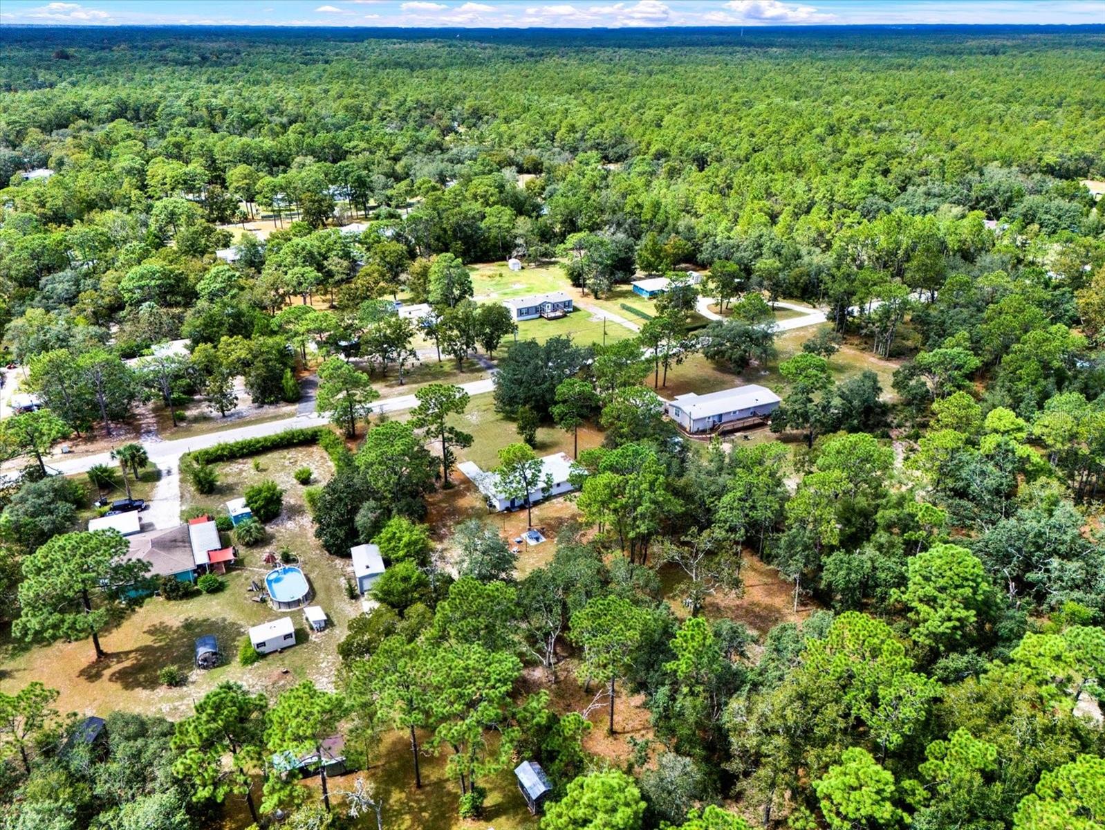 WHISPERING WOODS - Residential