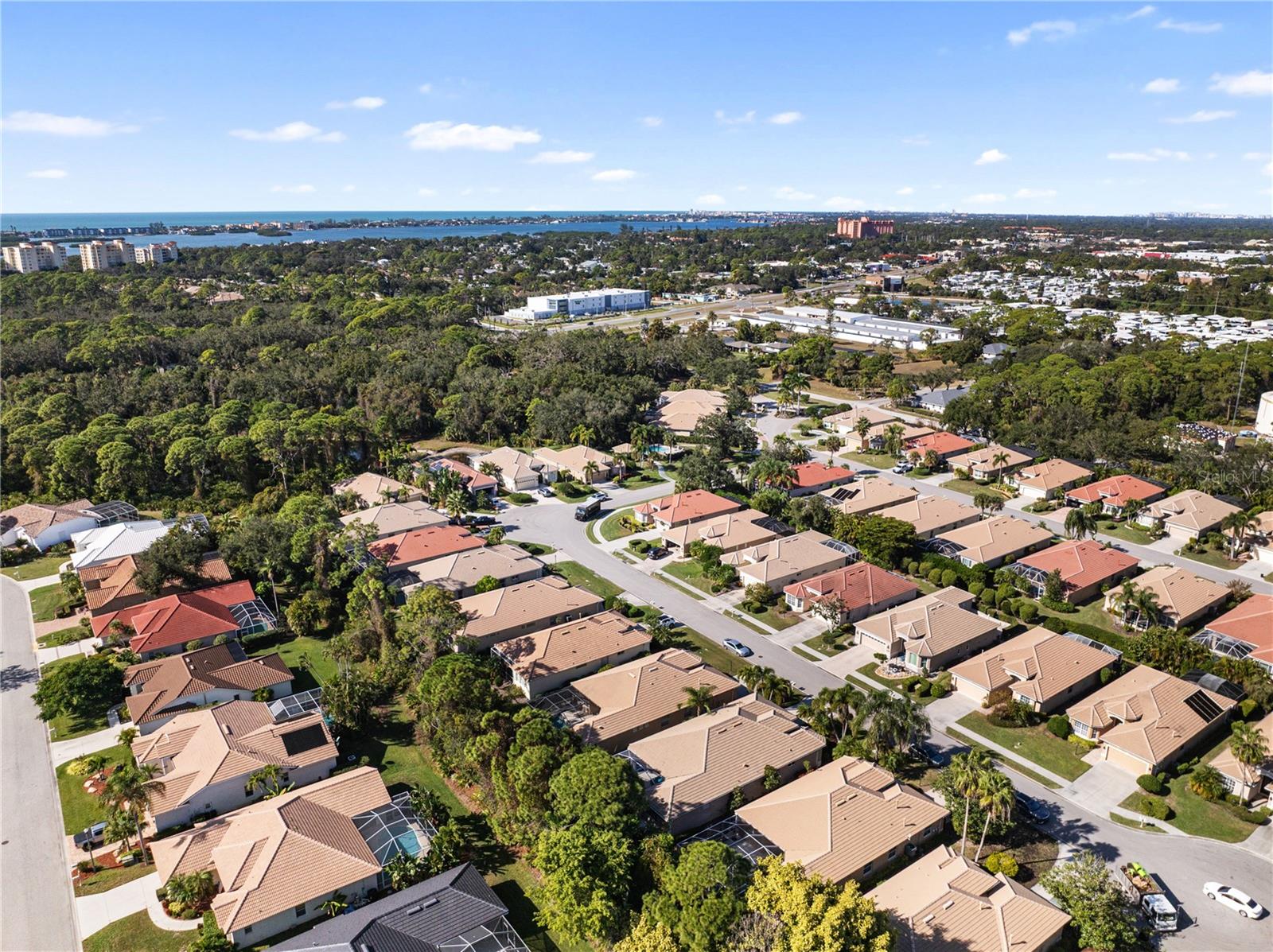 WILLOWBROOK - Residential