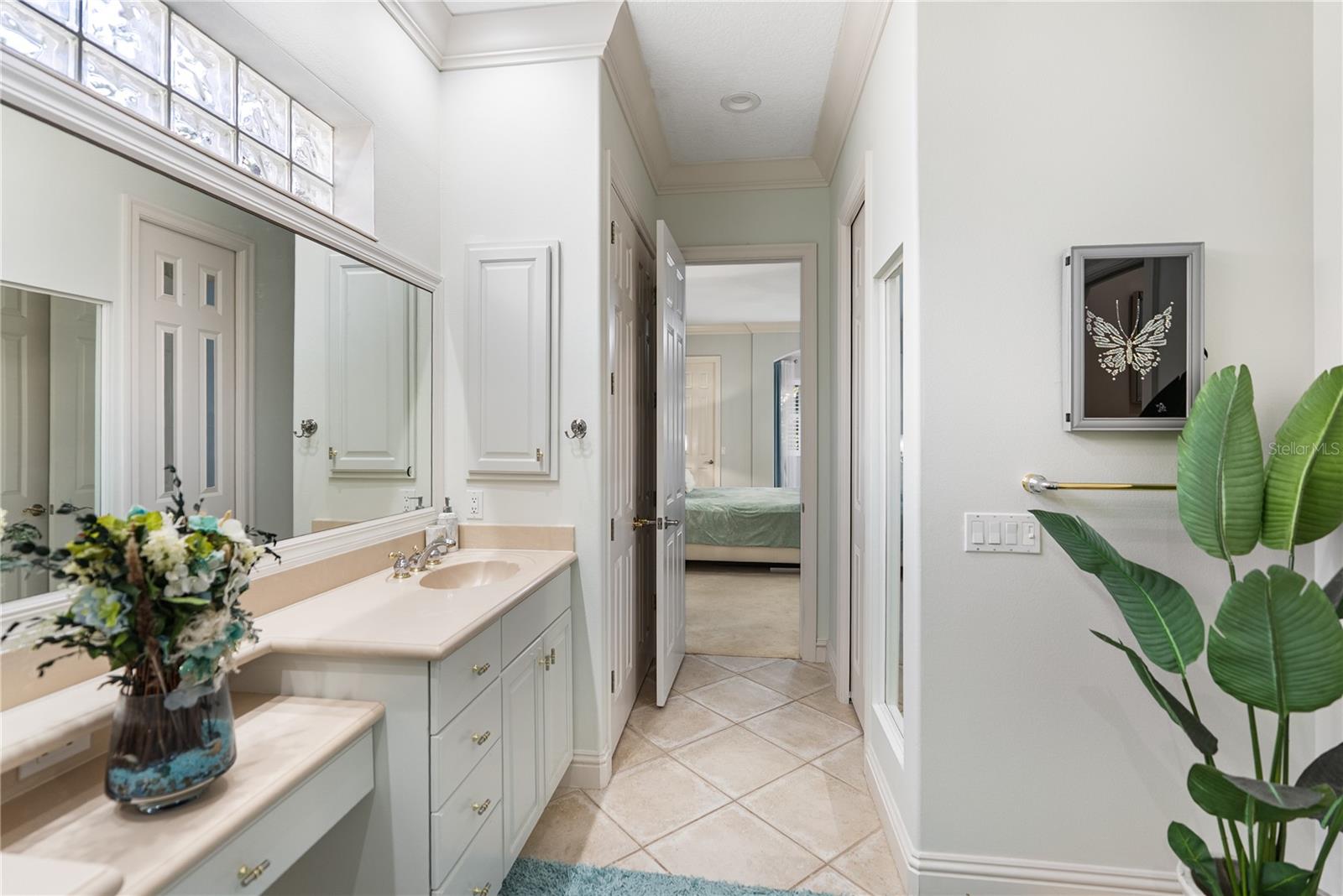 WILLOWBROOK - Residential