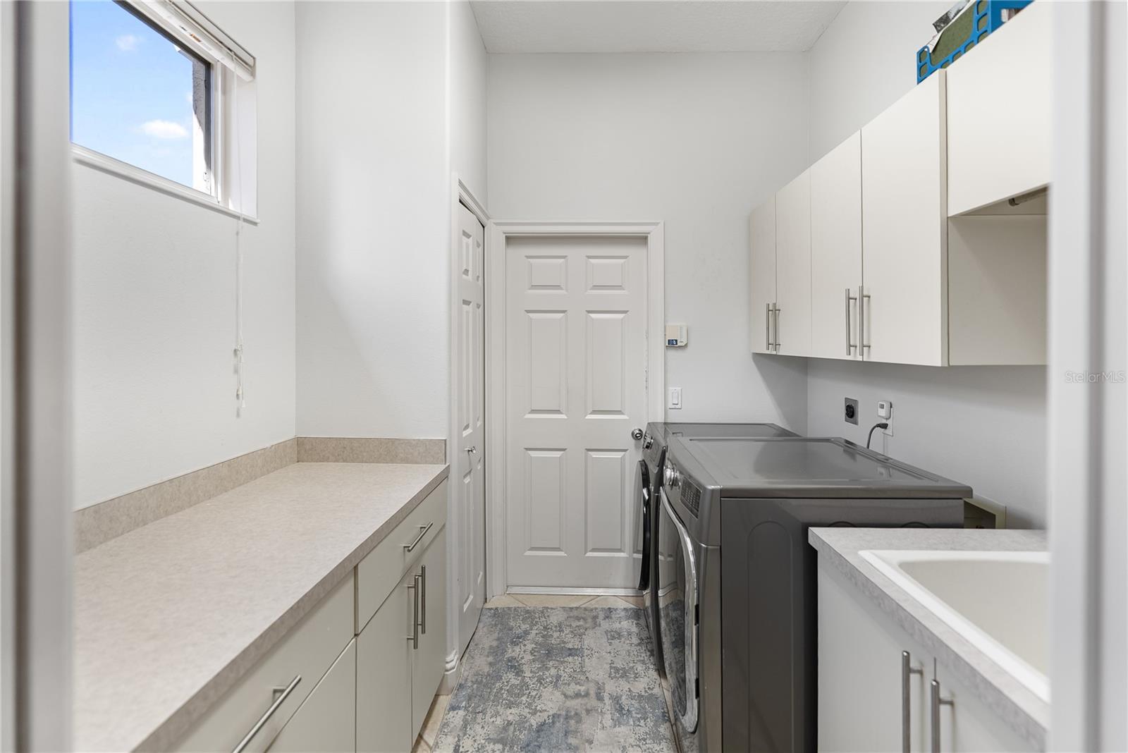 WILLOWBROOK - Residential