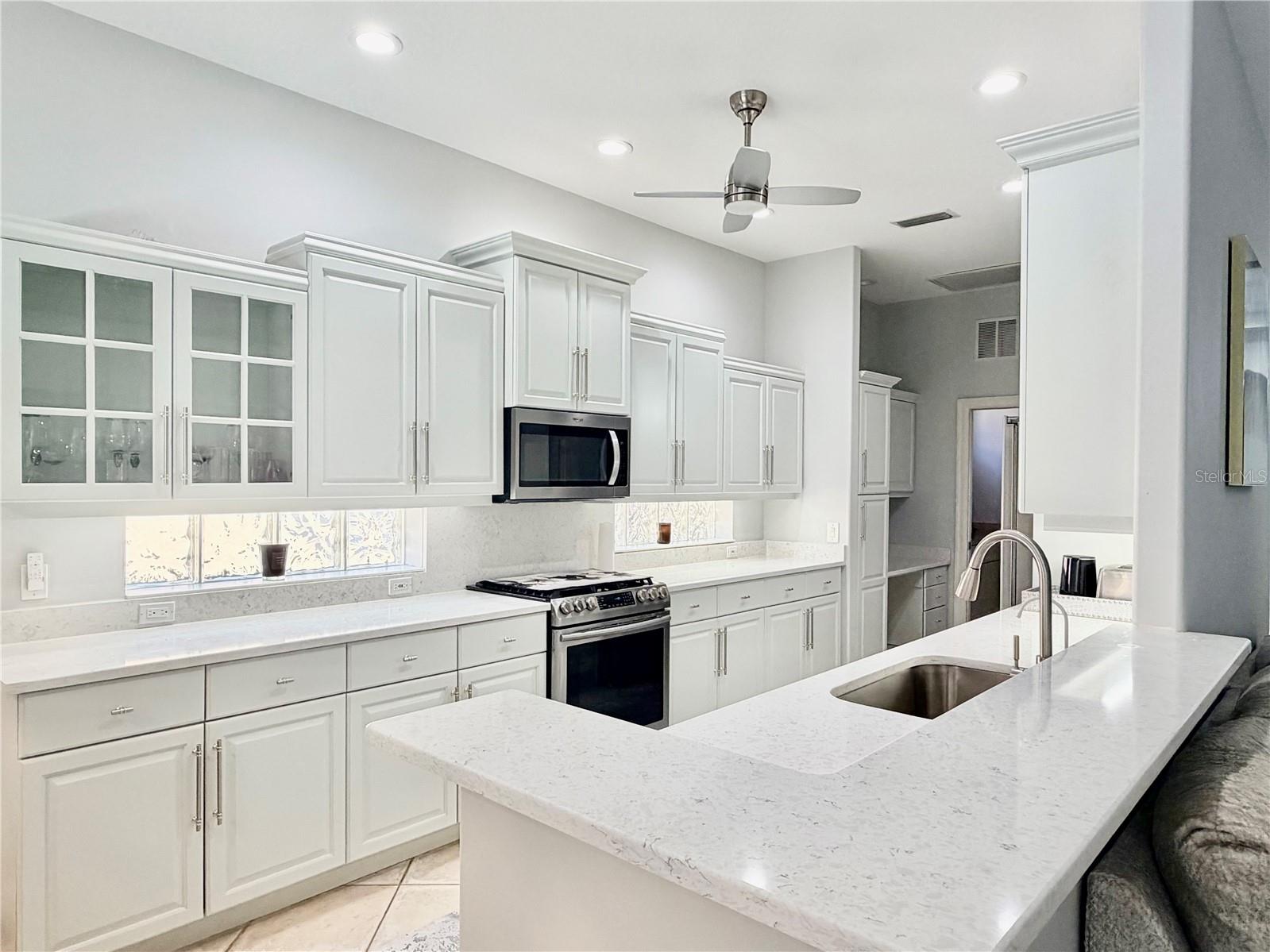 WILLOWBROOK - Residential