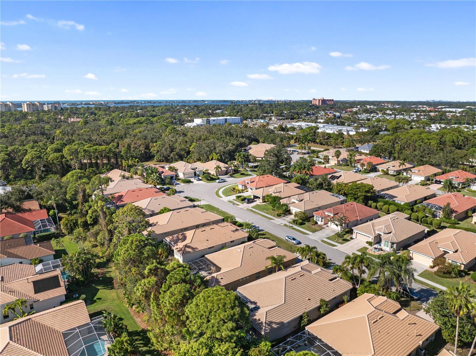 WILLOWBROOK - Residential