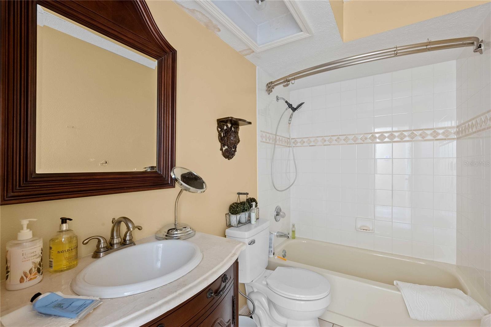 CAMBRIDGE CLARK ESTATES UNREC - Residential