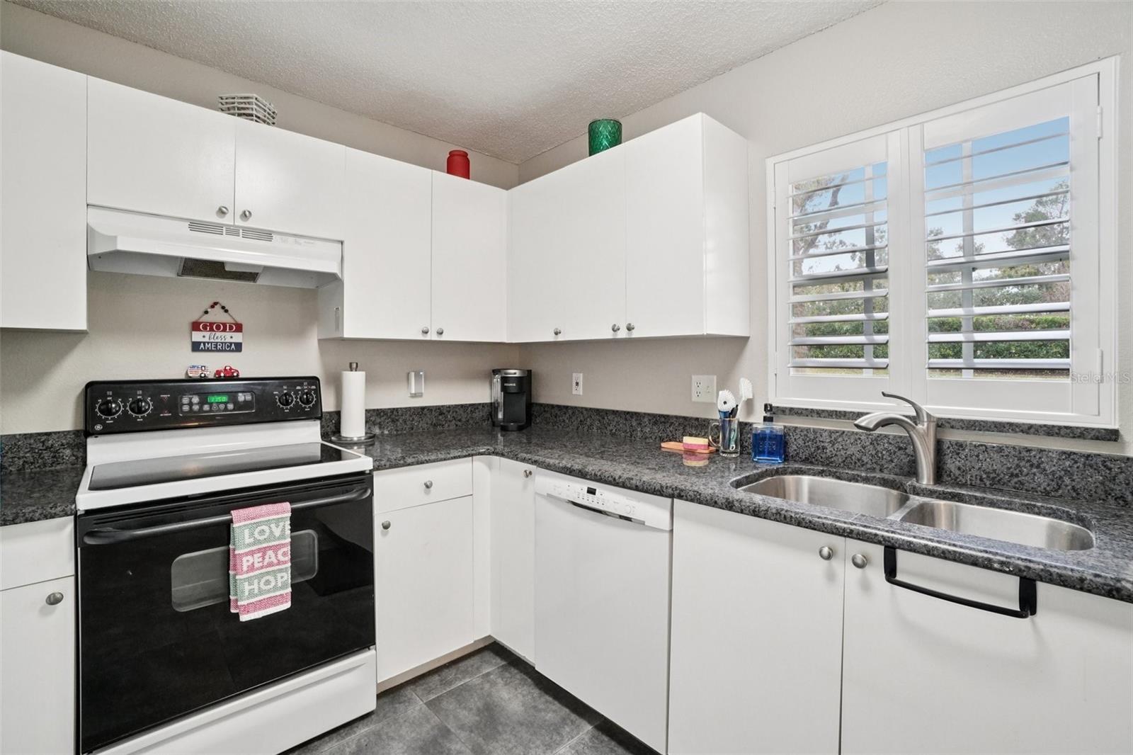 GLENBROOK EAST - Residential