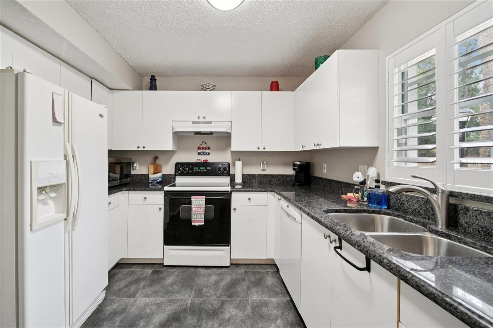 GLENBROOK EAST - Residential