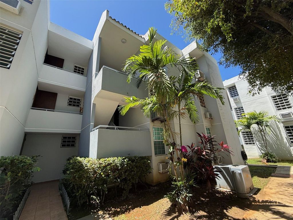 Photo of 5870 Jose M Tartak #T6, Carolina, PR 00979 (MLS # PR9120278)