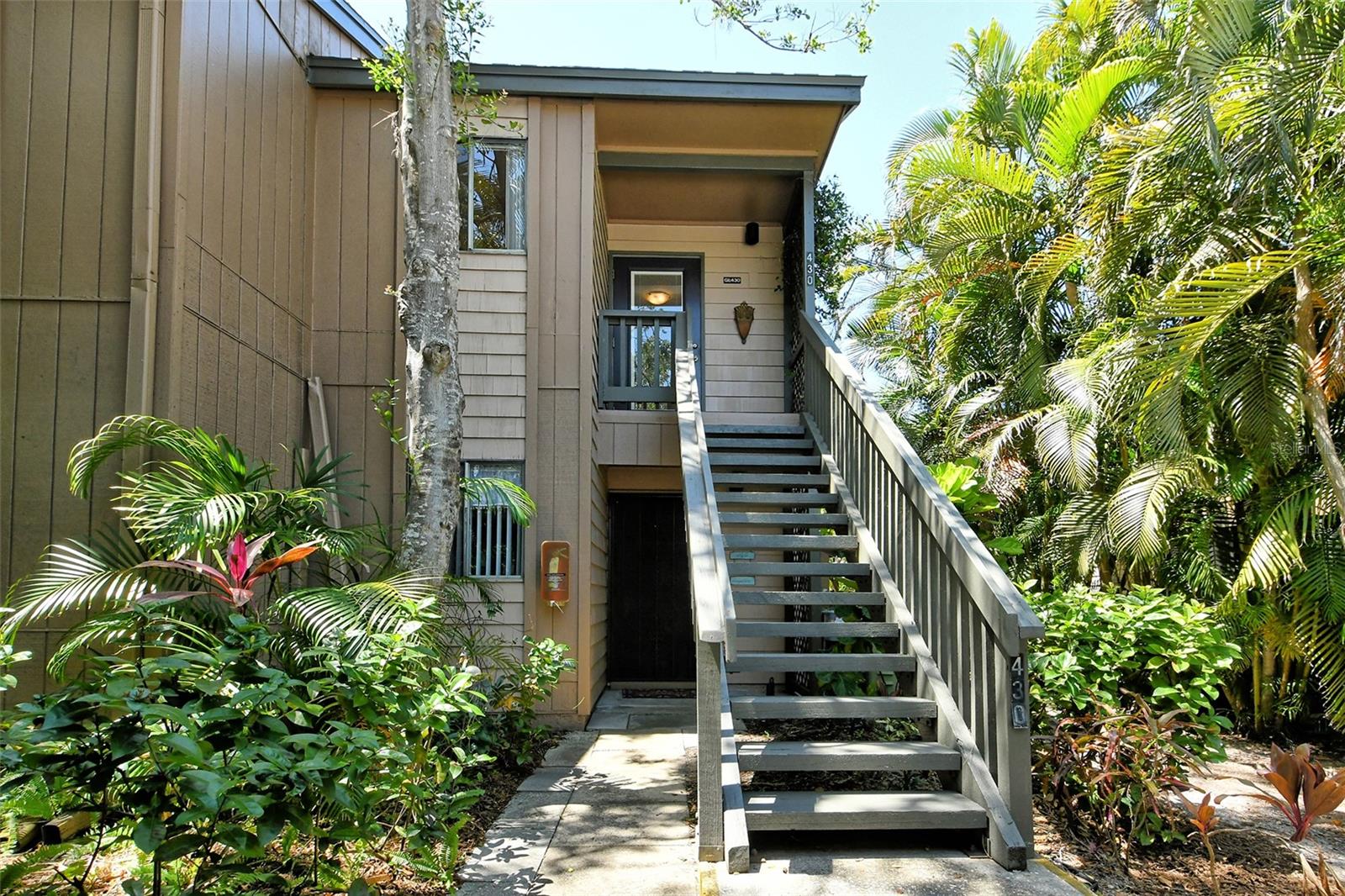 1720 GLENHOUSE DRIVE GL430
