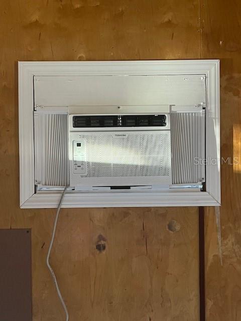 ROY L WATKINS - Residential