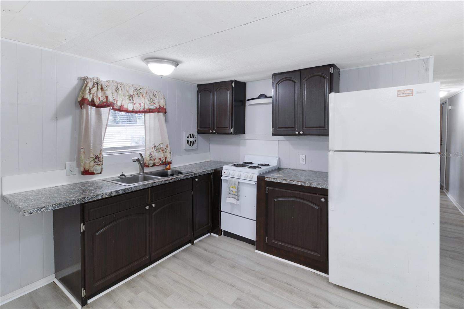 ROY L WATKINS - Residential