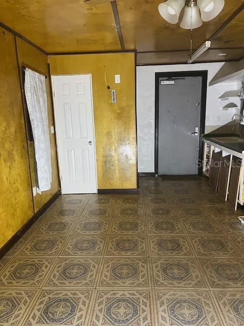 ROY L WATKINS - Residential