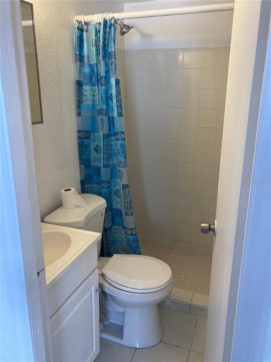 AVONDALE - Residential Lease