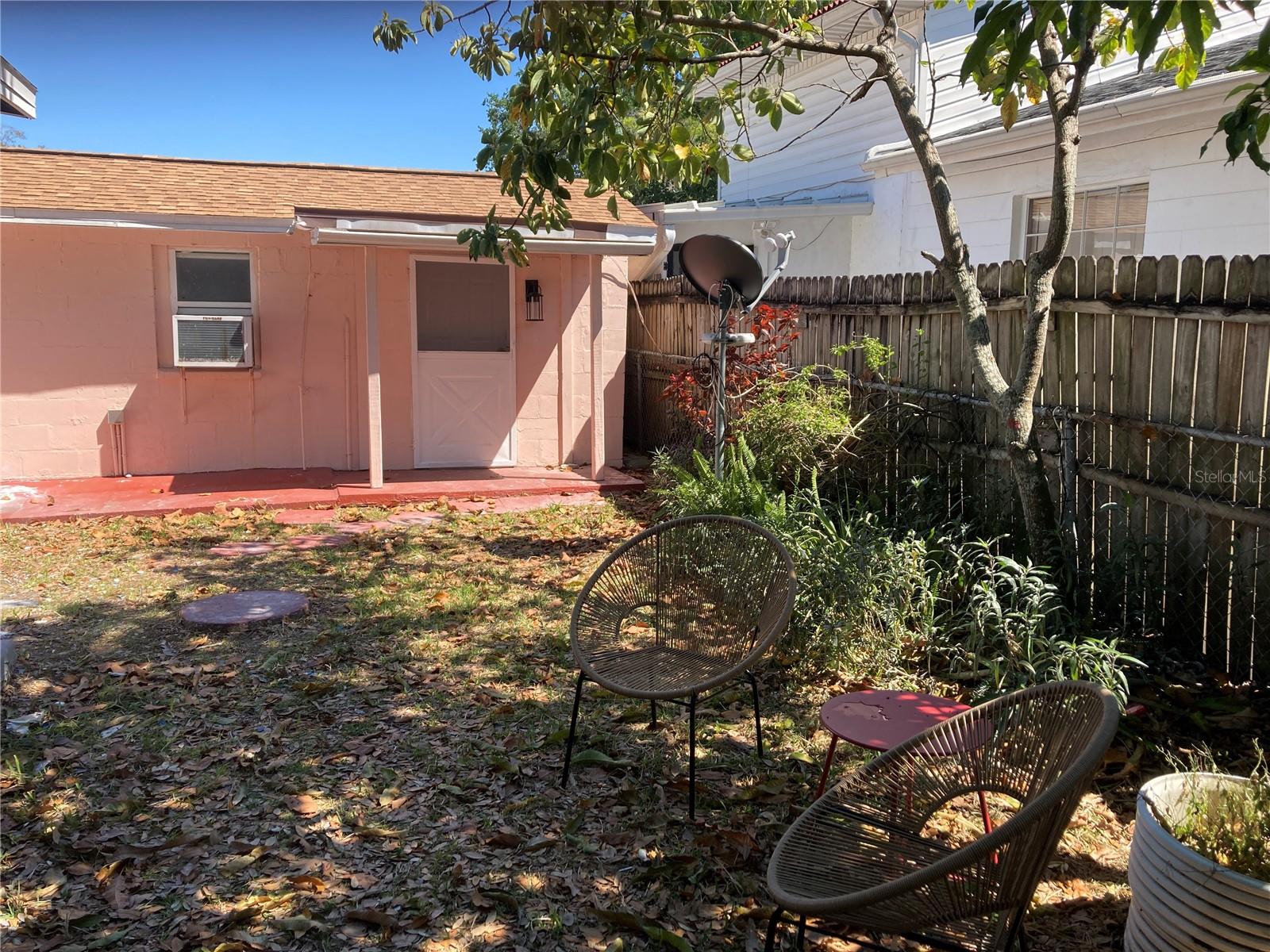 AVONDALE - Residential Lease