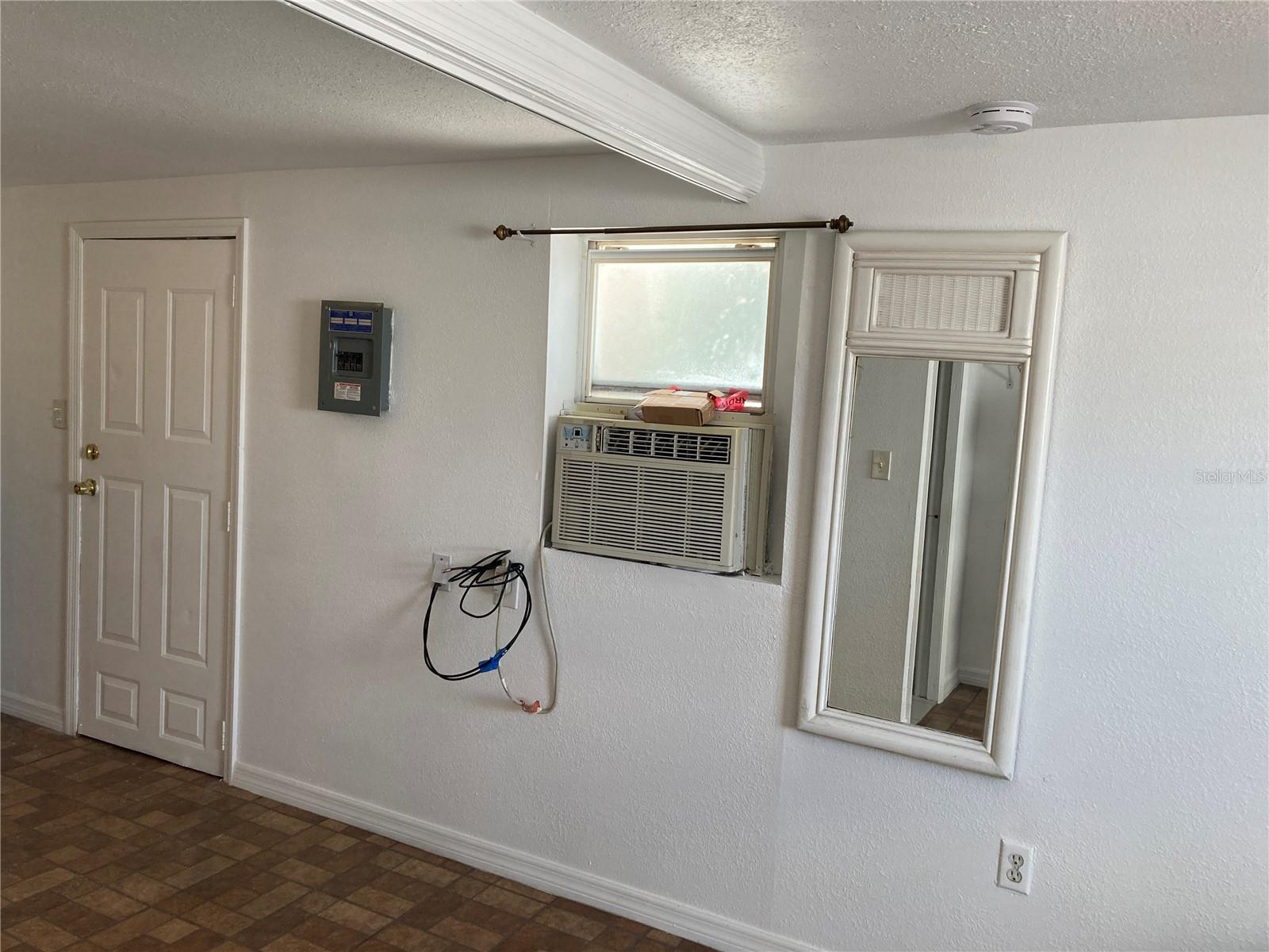 AVONDALE - Residential Lease