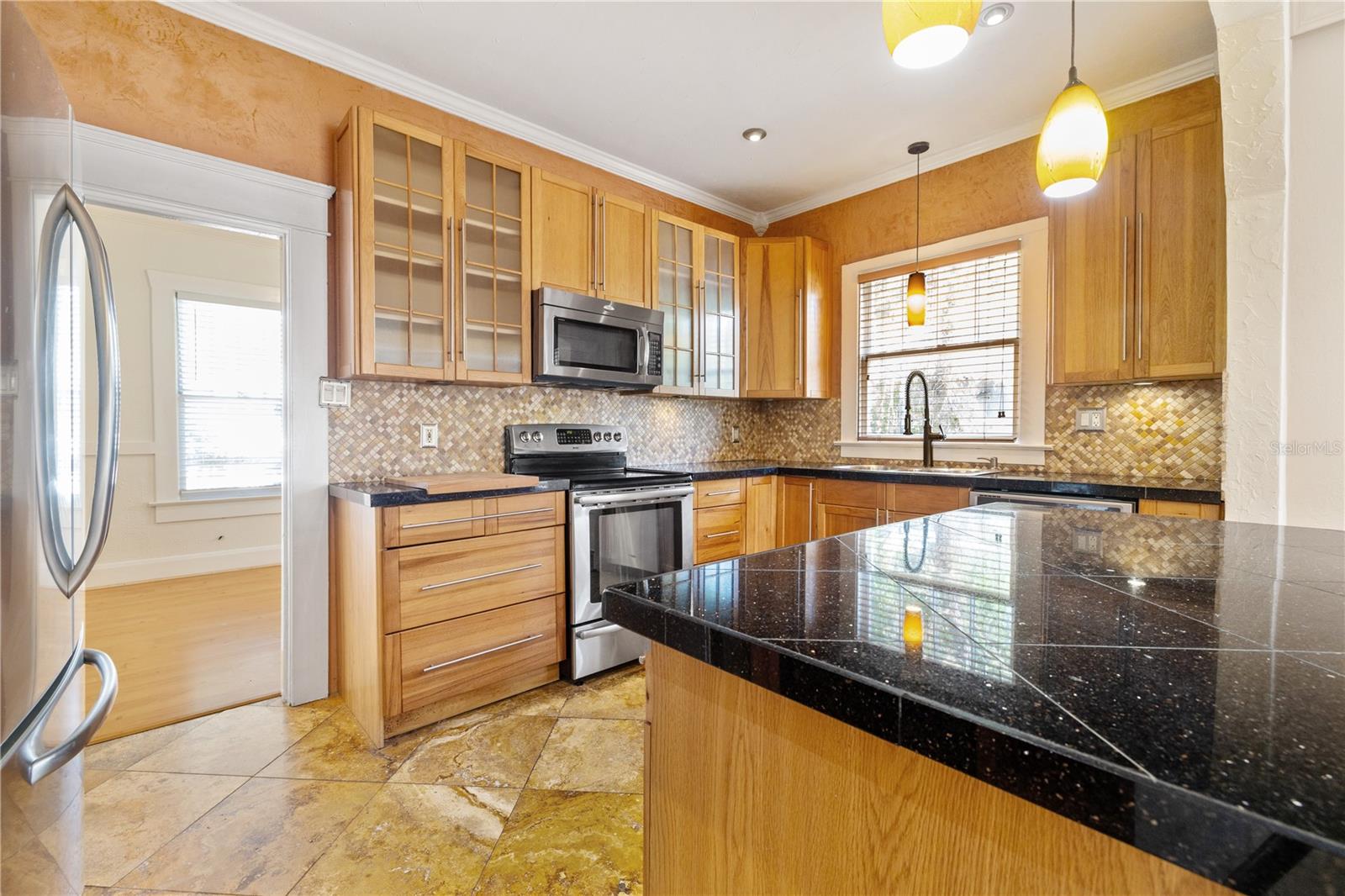 WEST SUWANEE HEIGHTS - Residential Lease