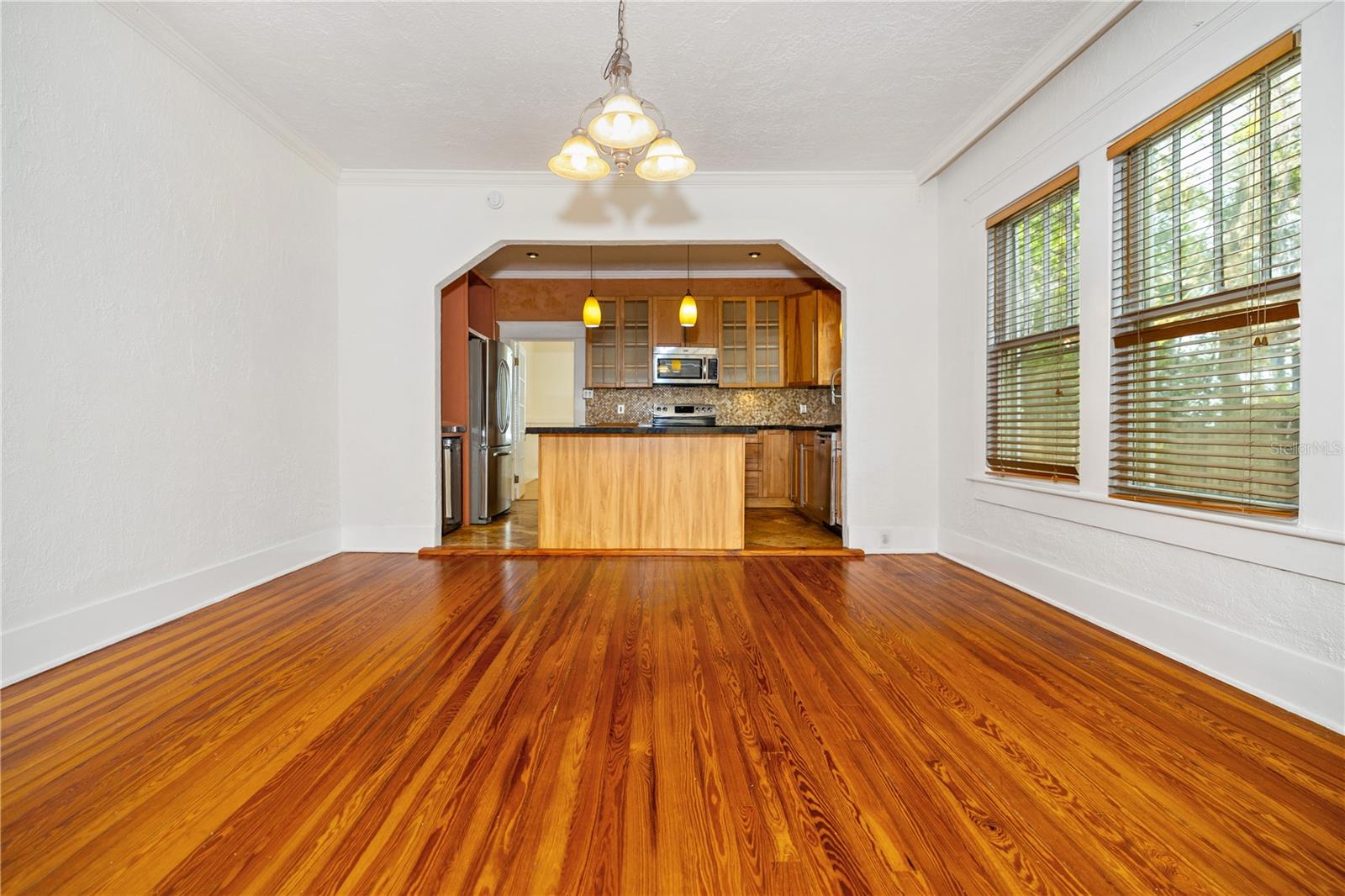 WEST SUWANEE HEIGHTS - Residential Lease