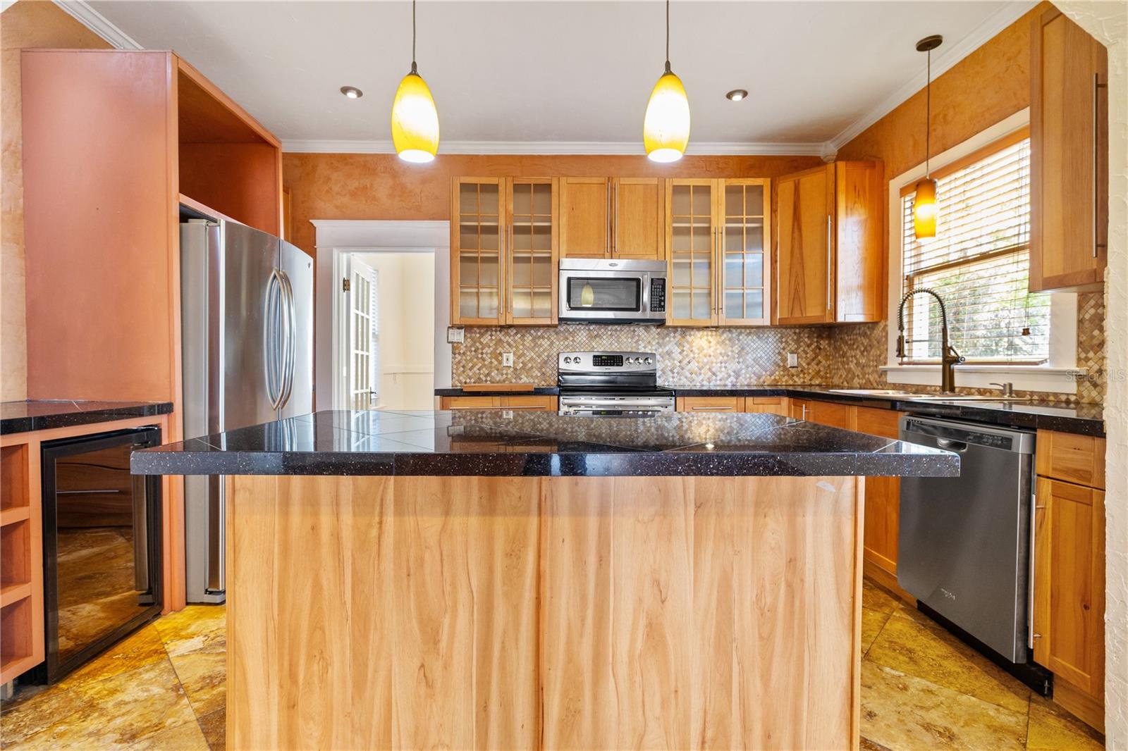 WEST SUWANEE HEIGHTS - Residential Lease