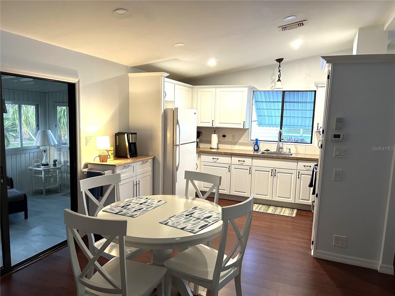 BURNT STORE COLONY MHP COOP - Residential