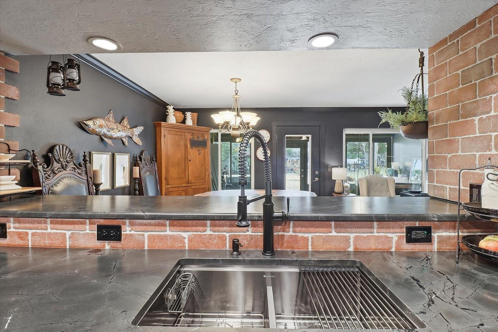 PLANTATION VILLAGE UNREC - Residential