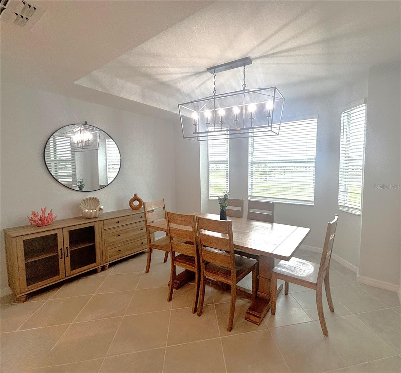 WELLEN GOLF & COUNTRY CLUB - Residential Lease