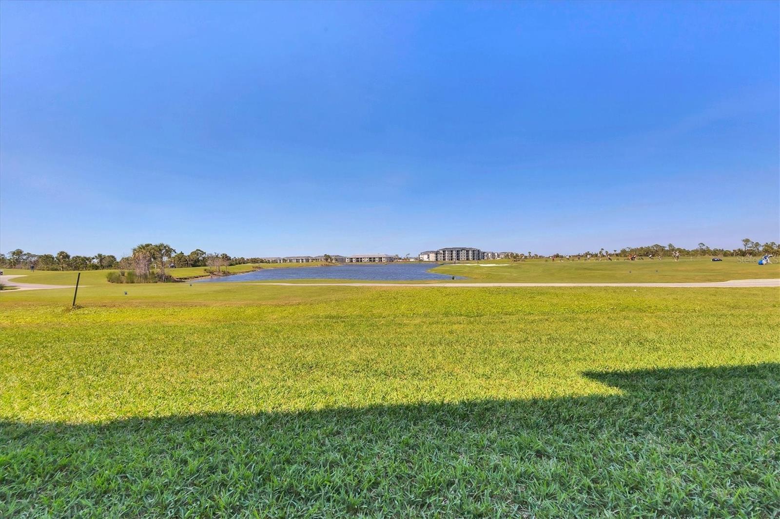 WELLEN GOLF & COUNTRY CLUB - Residential Lease