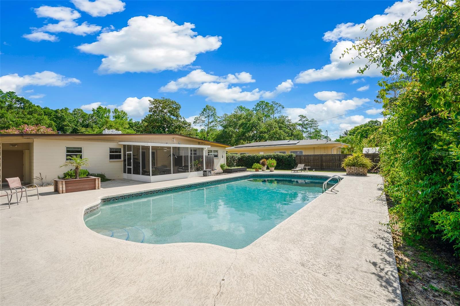 2289 NW 21ST PLACE