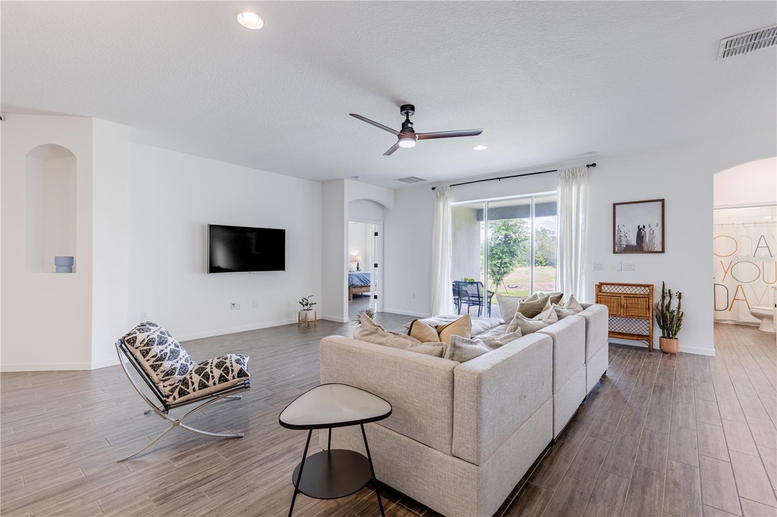 TALICHET/VENEZIA NORTH - Residential