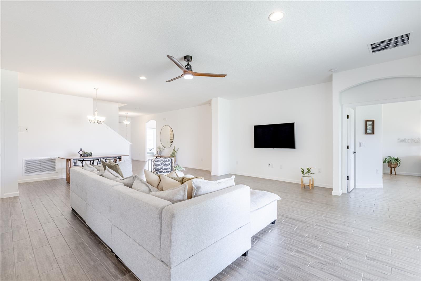 TALICHET/VENEZIA NORTH - Residential