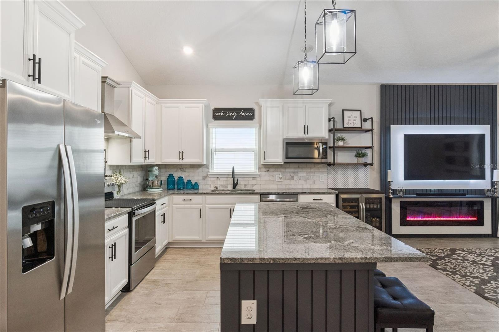 3406 FEATHERGRASS COURT