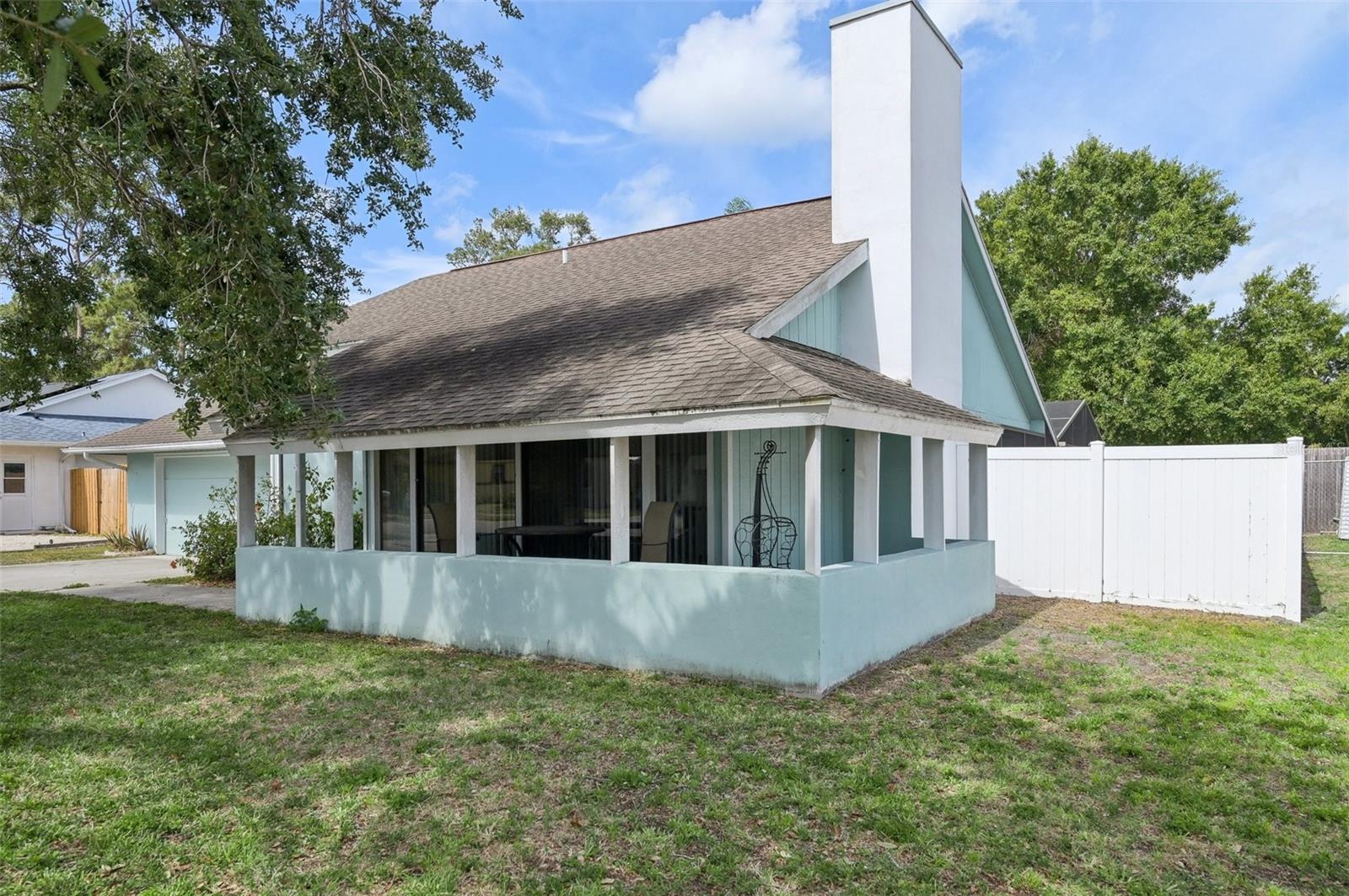 3093 WOODPINE CIRCLE