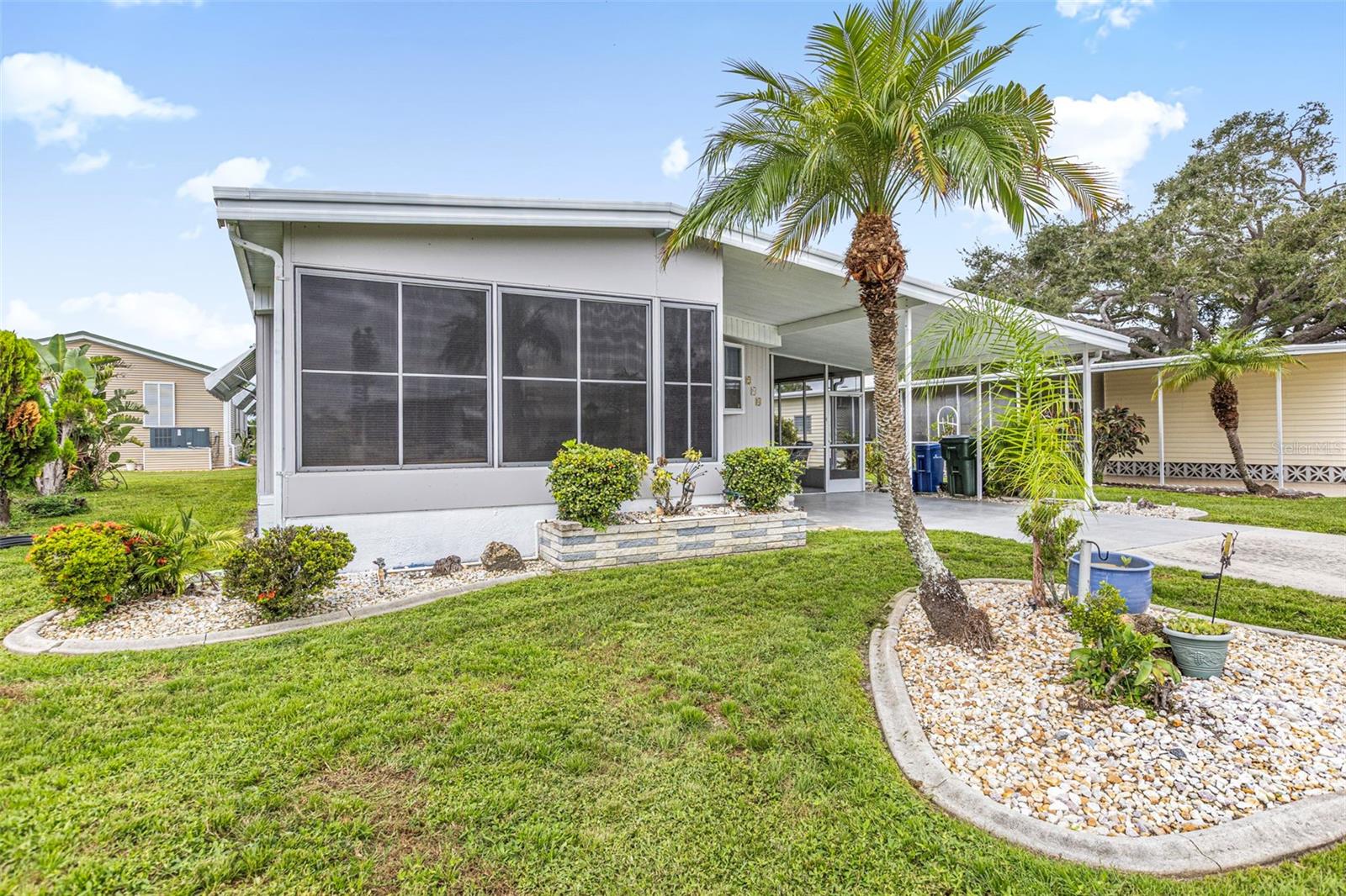 LA CASA MHP CO-OP - Residential