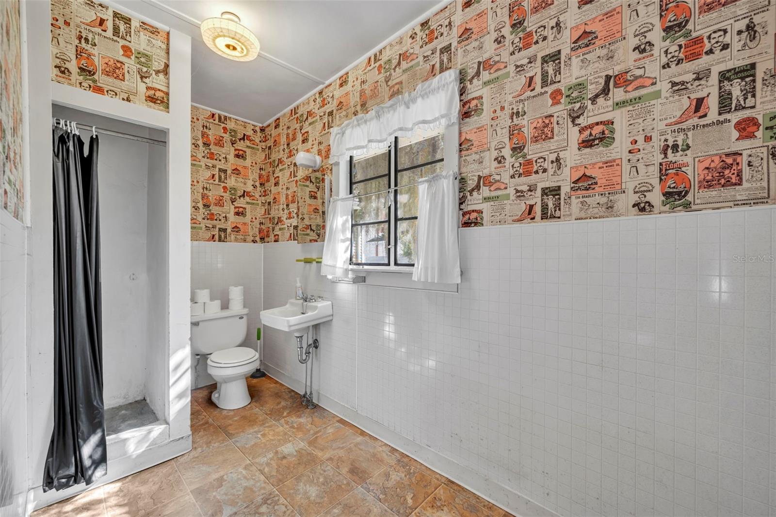 ORANGE HEIGHTS - Residential