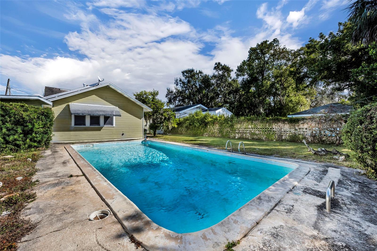 ORANGE HEIGHTS - Residential