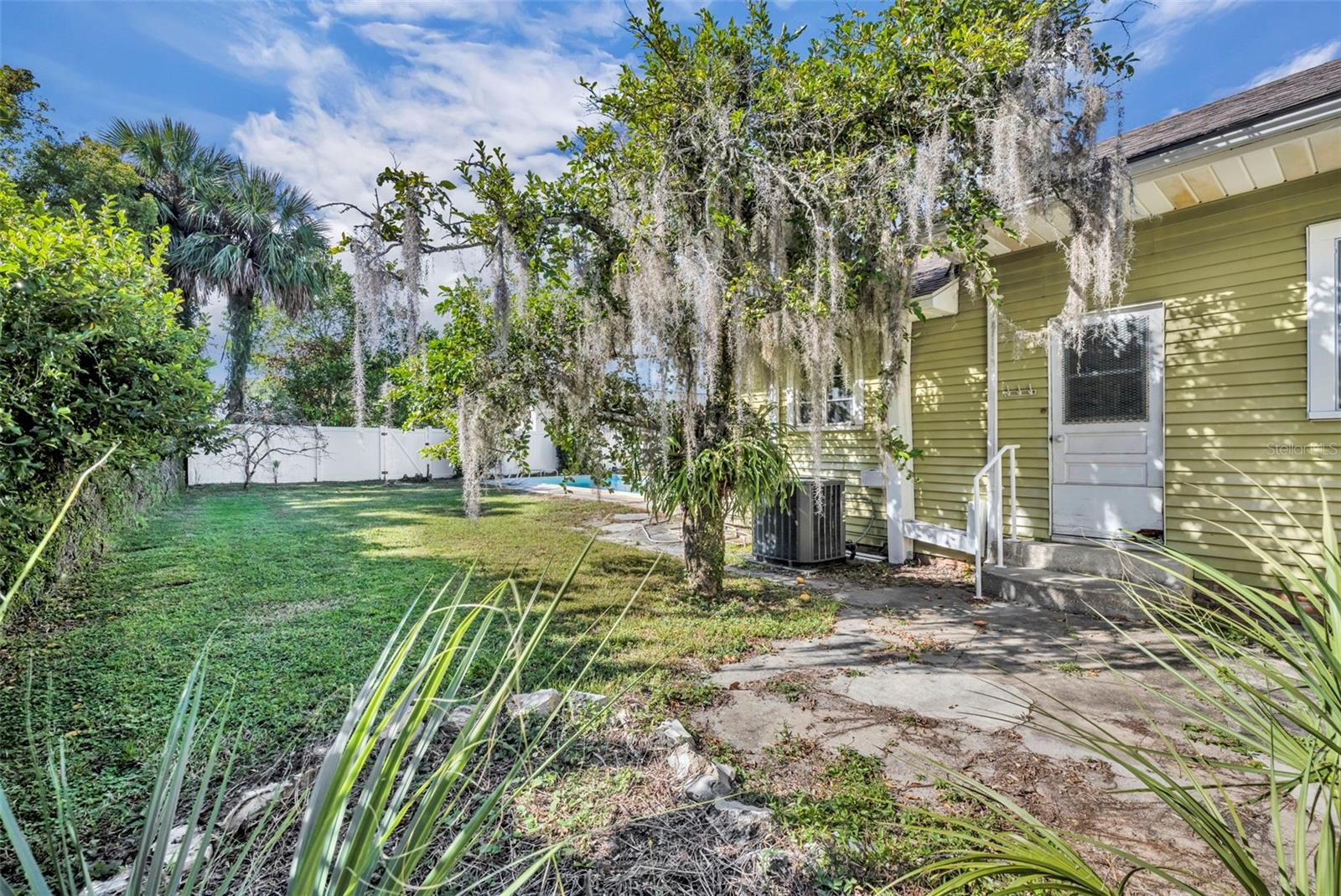 ORANGE HEIGHTS - Residential