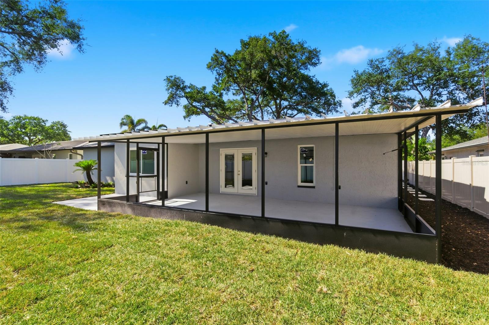 SEMINOLE COUNTRY - Residential