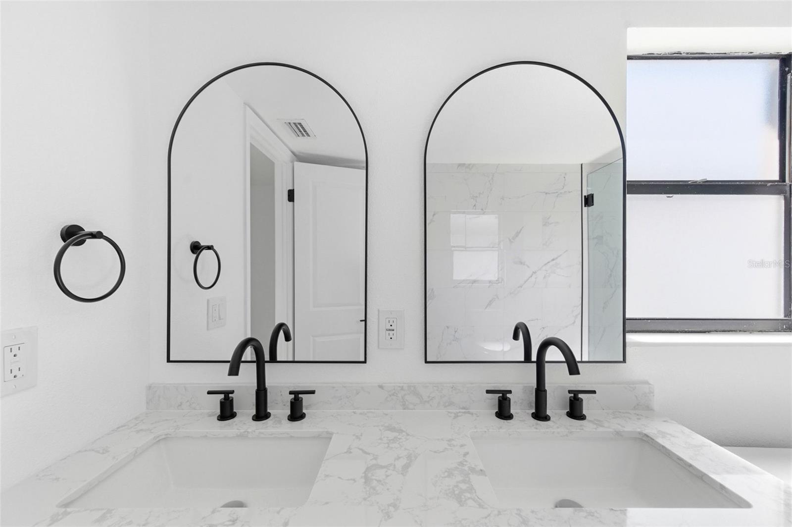 SEMINOLE COUNTRY - Residential