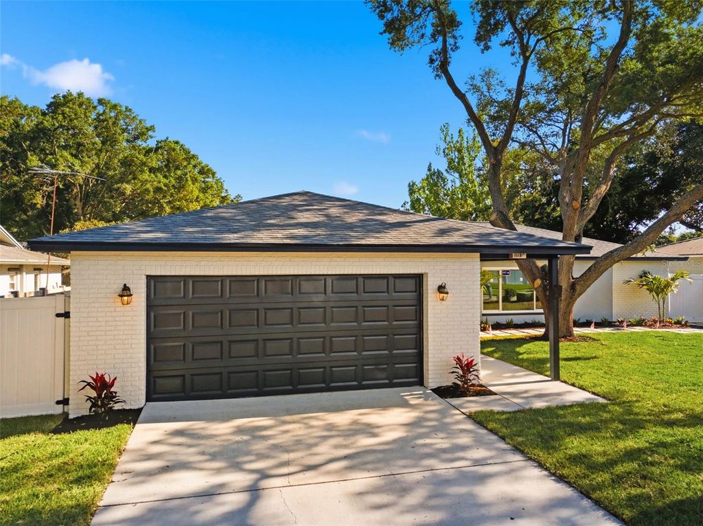 Photo of 11180 113th Avenue, Largo, FL 33778 (MLS # TB8499819)