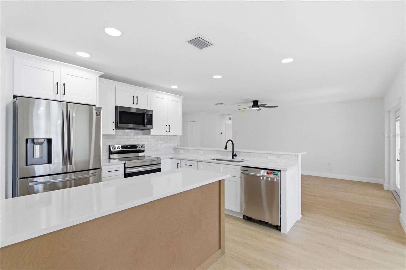 SEMINOLE COUNTRY - Residential