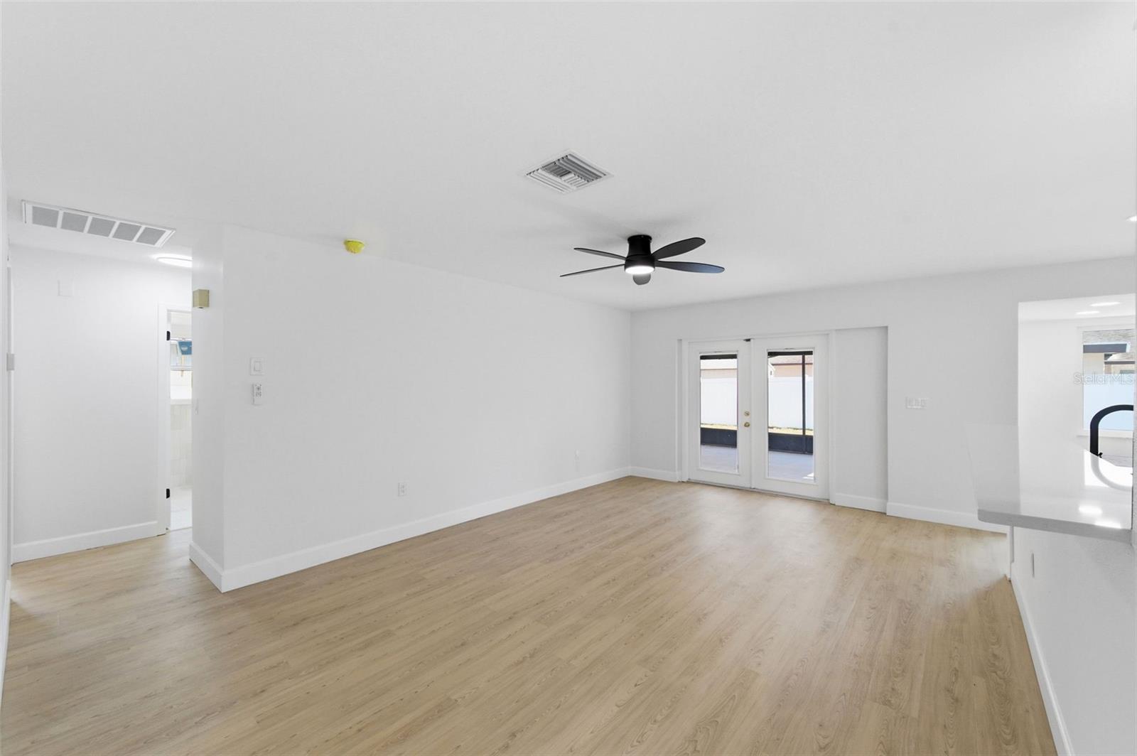 SEMINOLE COUNTRY - Residential