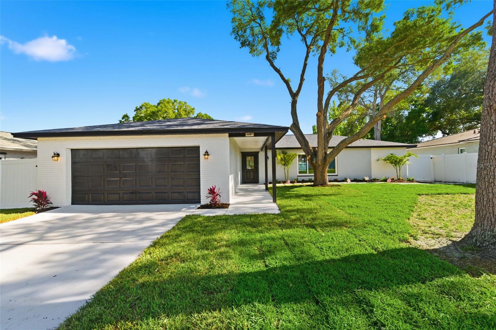 SEMINOLE COUNTRY - Residential