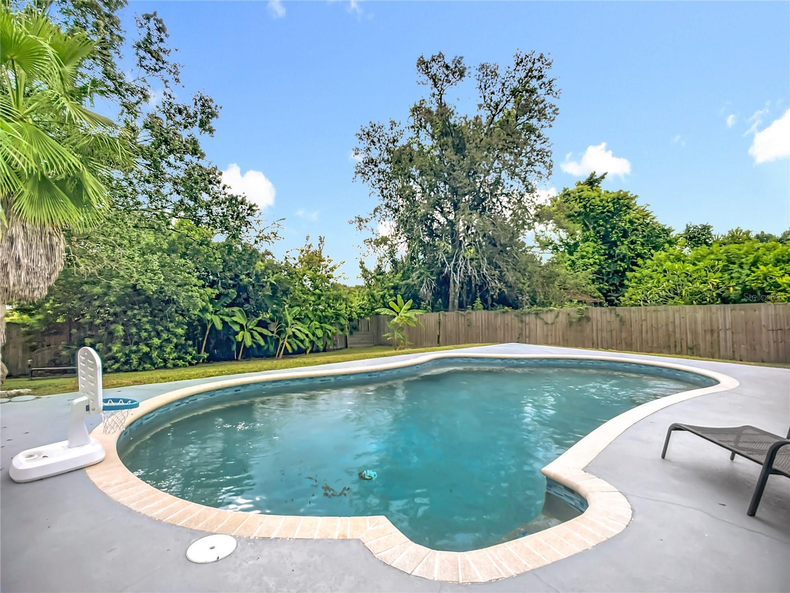 MEADOW LAKES EAST - Residential