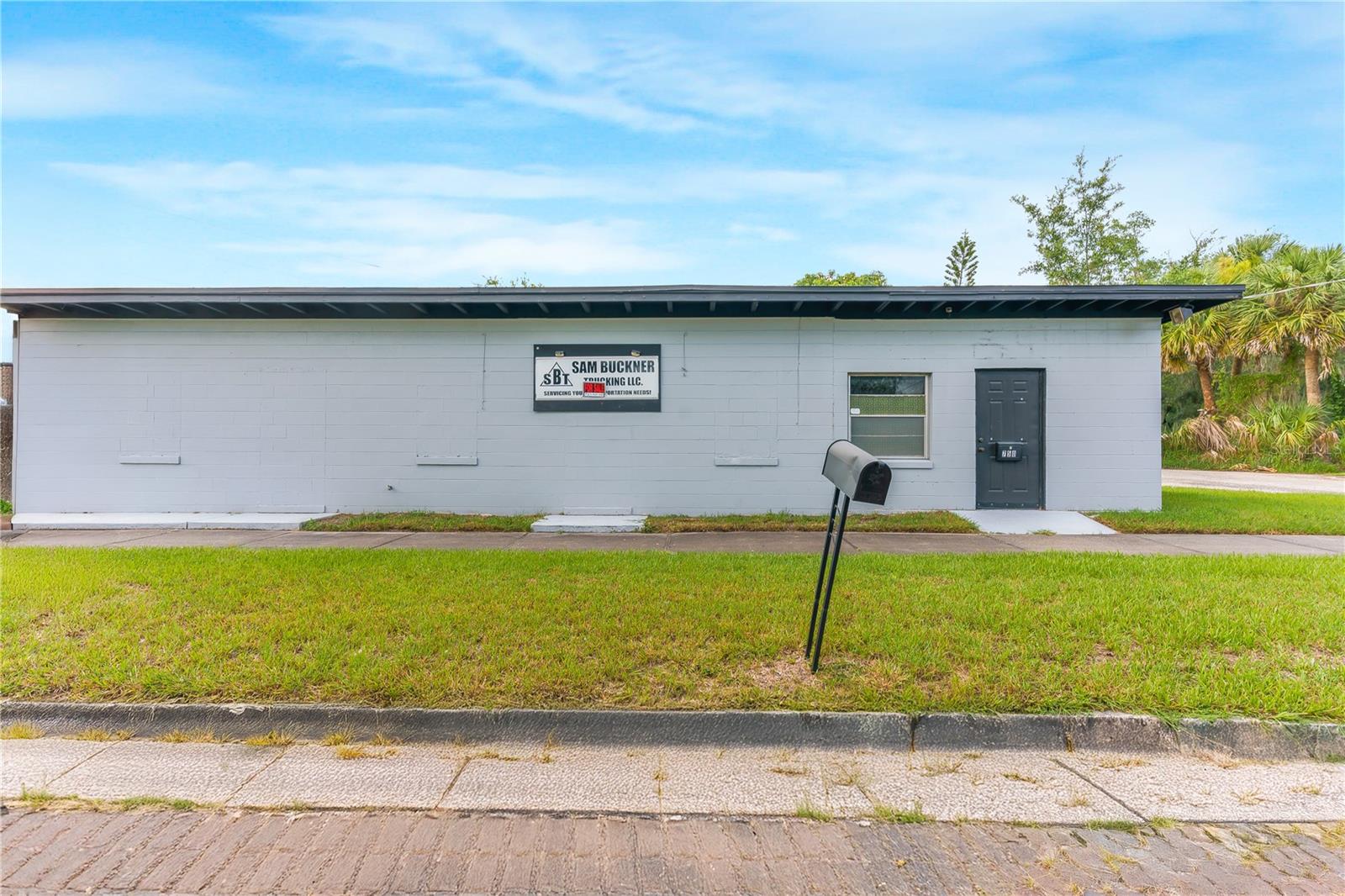 750 W 9TH STREET
