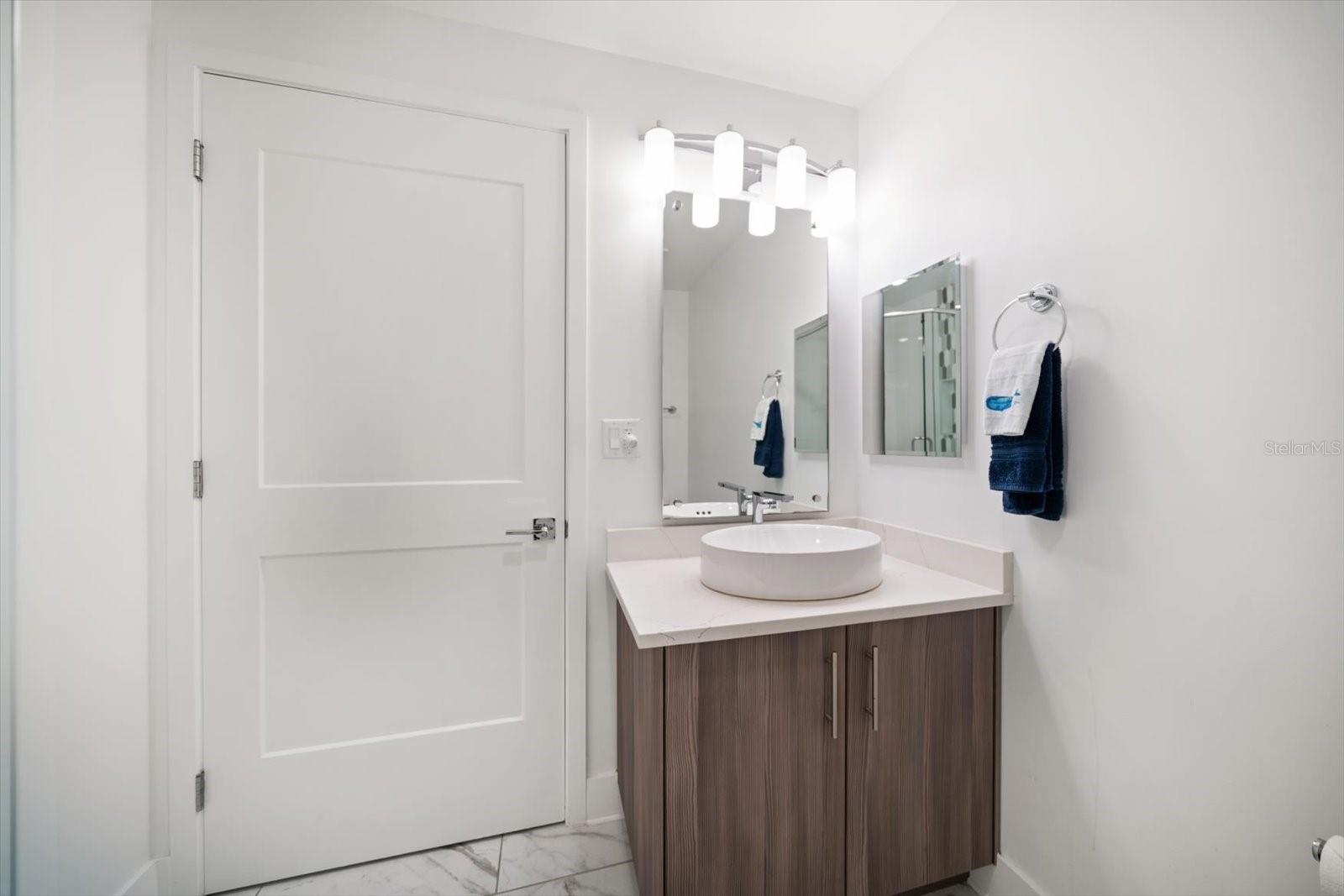 PURA VIDA RESIDENCES CONDO - Residential