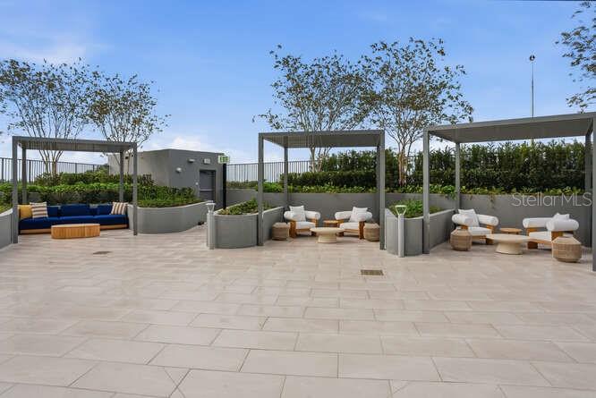 BAYSHORE YSABELLA CONDOMINIUM - Residential