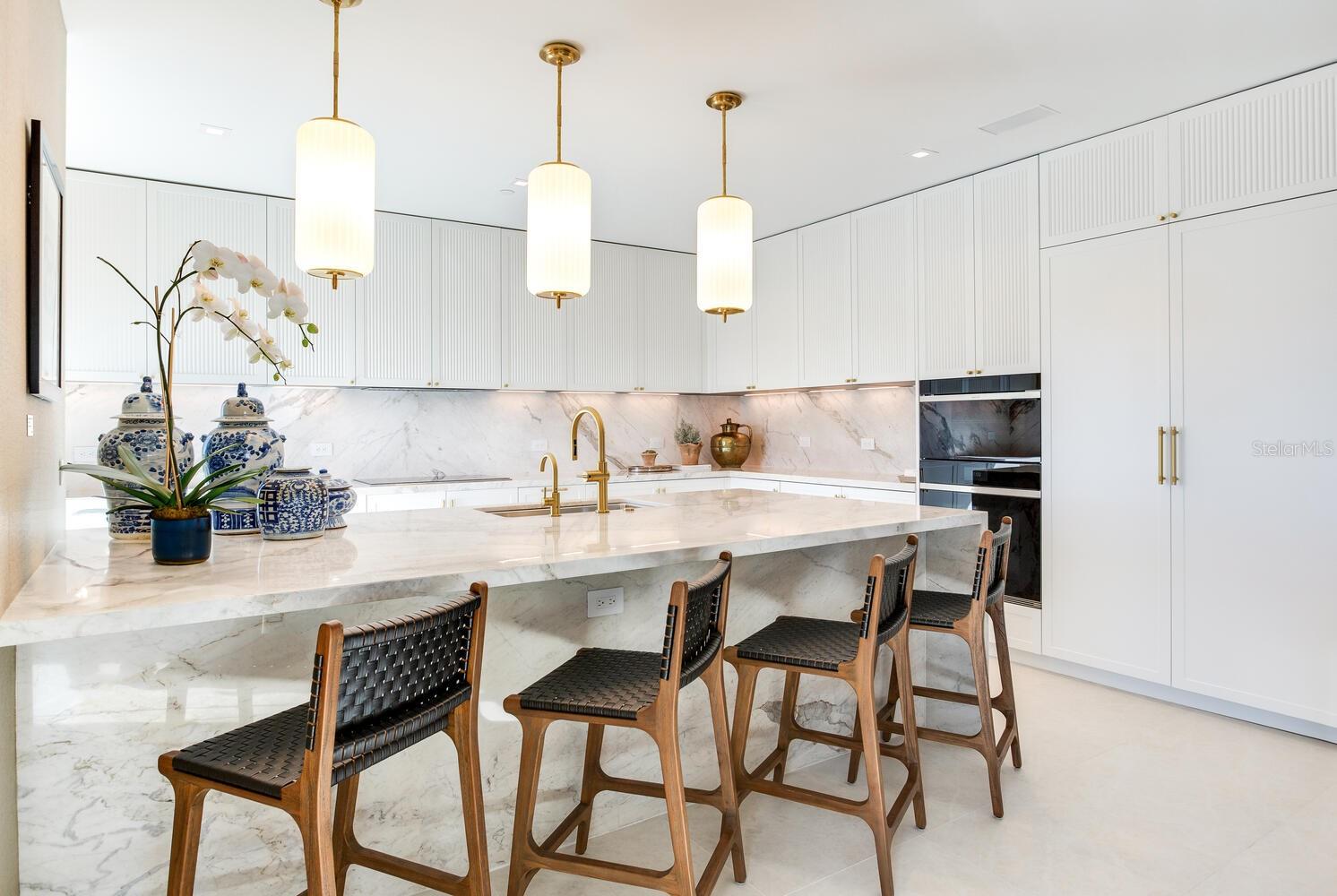 BAYSHORE YSABELLA CONDOMINIUM - Residential