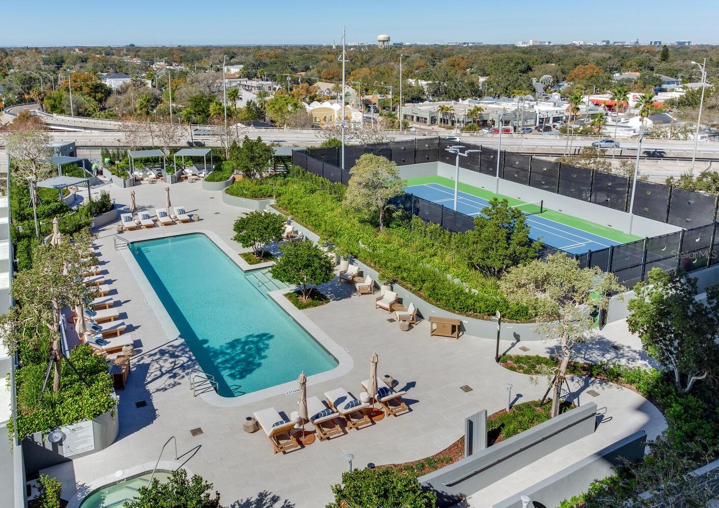 BAYSHORE YSABELLA CONDOMINIUM - Residential